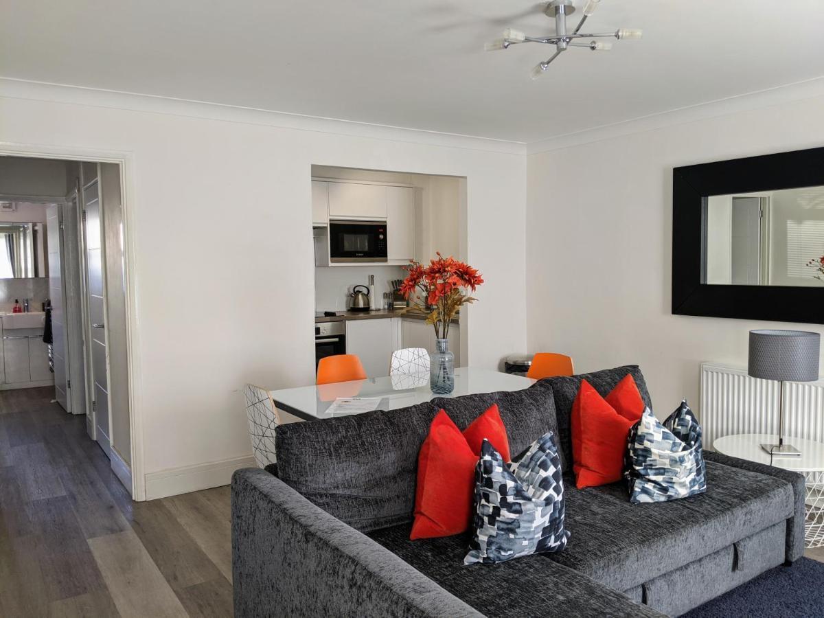 Saffron Court By Wycombe Apartments - Apt 06 High Wycombe Esterno foto